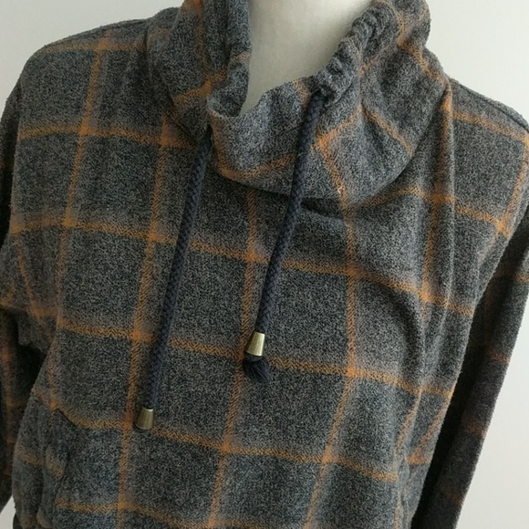 Longsleeves turtle neck loose type with pockets - Picture 2 of 6